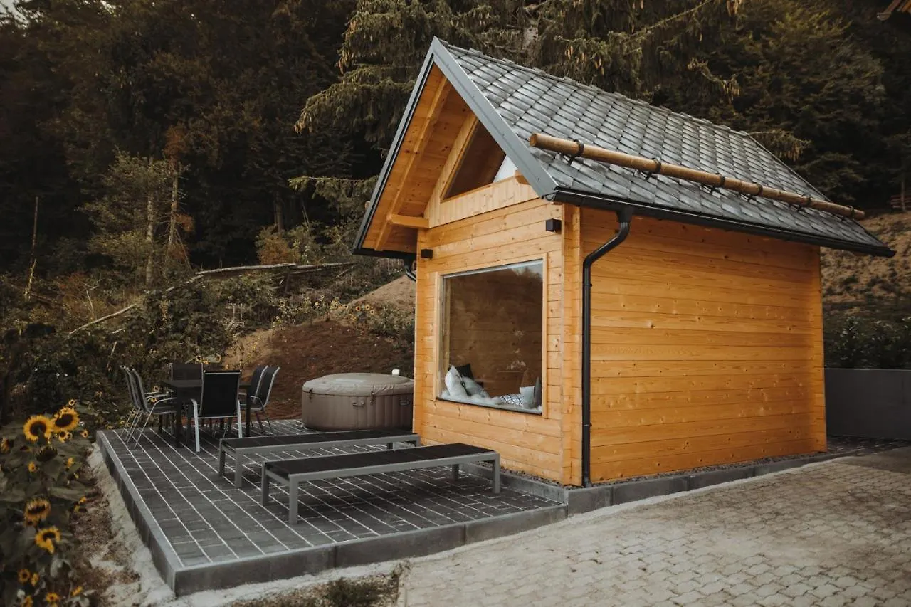 Med Smrekami - Cozy Place With Sauna And Jacuzzi Apartment Cerklje na Gorenjskem