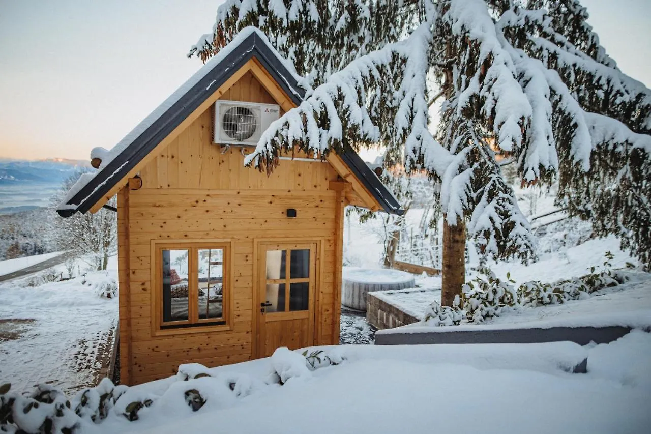 Med Smrekami - Cozy Place With Sauna And Jacuzzi Apartment Cerklje na Gorenjskem 0*,  Slovenia